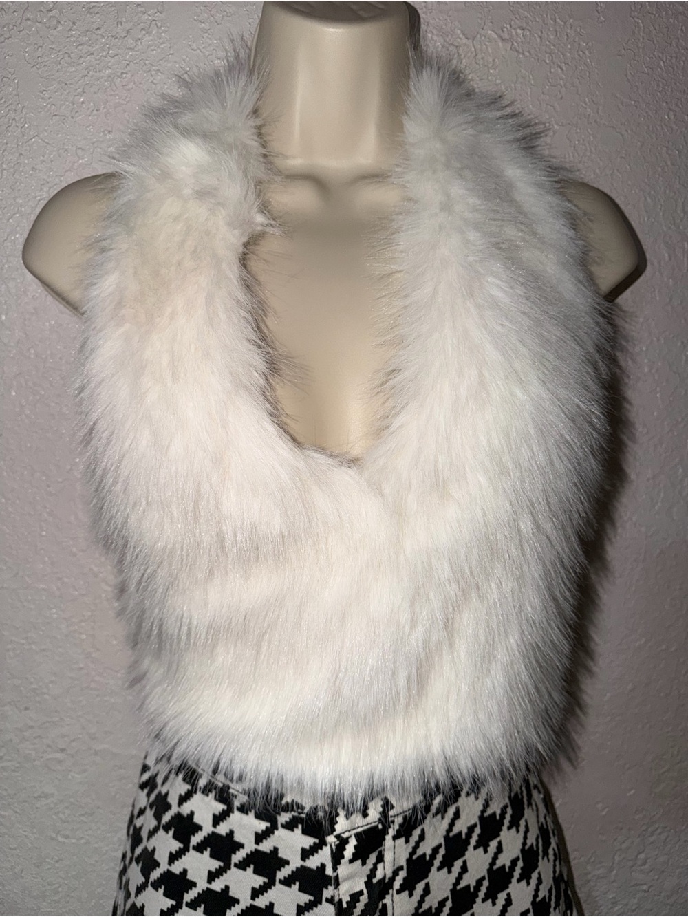 Purr White Faux Fur Scarf Wrap